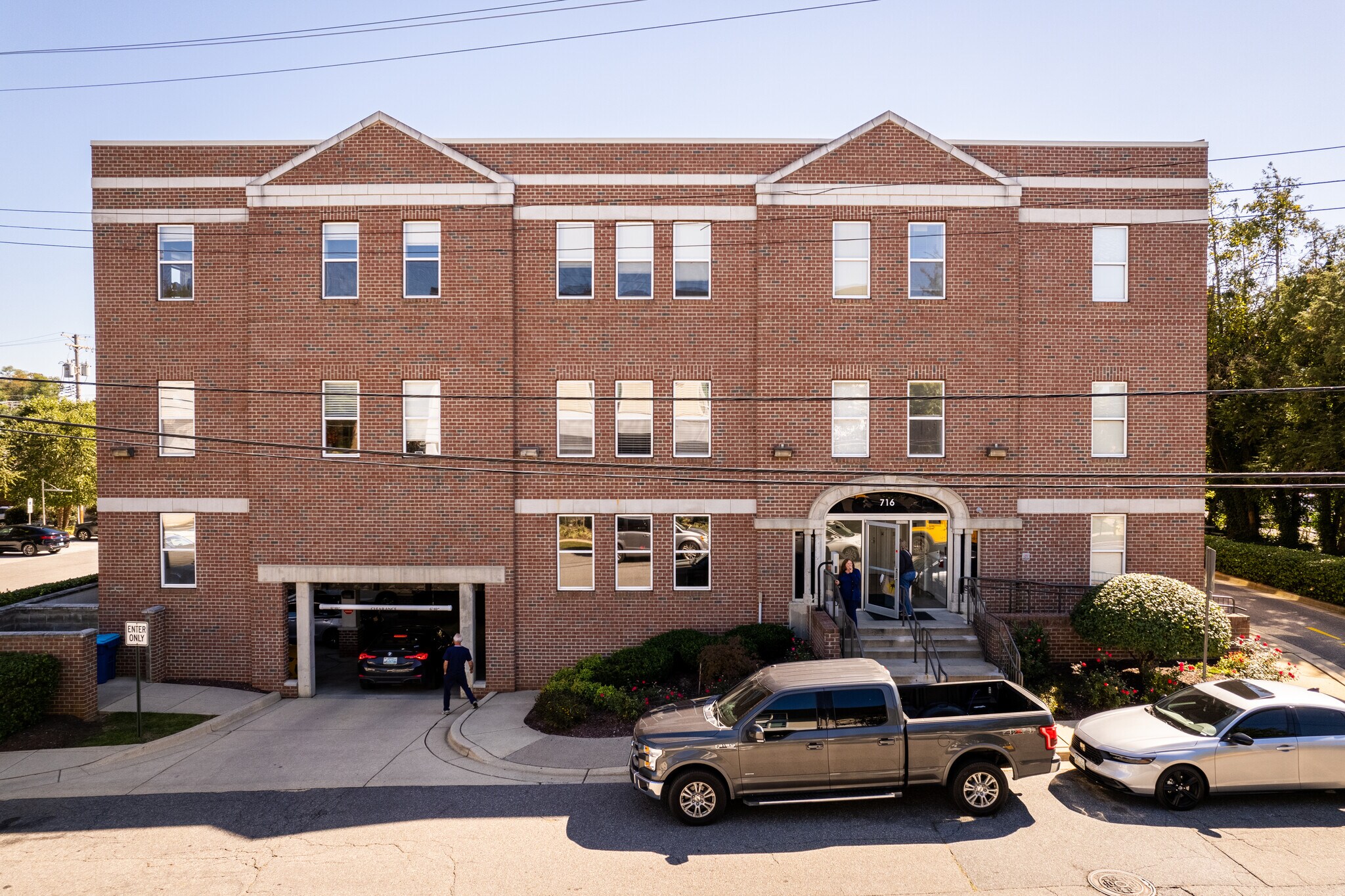 716 Giddings Ave, Annapolis, MD for lease Building Photo- Image 1 of 10