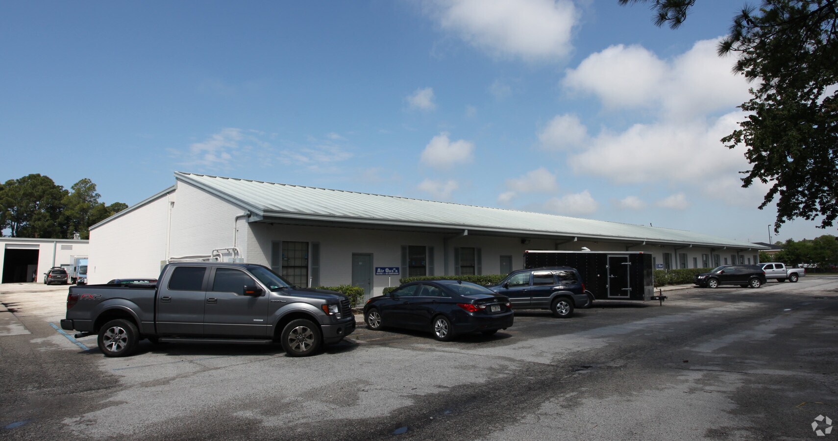 5121 Bowden Rd, Jacksonville, FL 32216