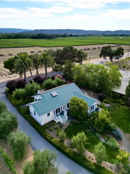 5511 Highway 128, Geyserville, CA for sale - Primary Photo - Image 3 of 4
