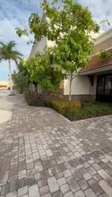 8811 W Boynton Beach Blvd, Boynton Beach, FL for lease - Commercial Listing Video 