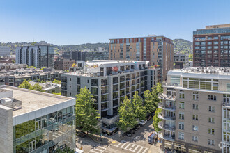 1030 NW 12th Ave, Portland, OR - aerial  map view