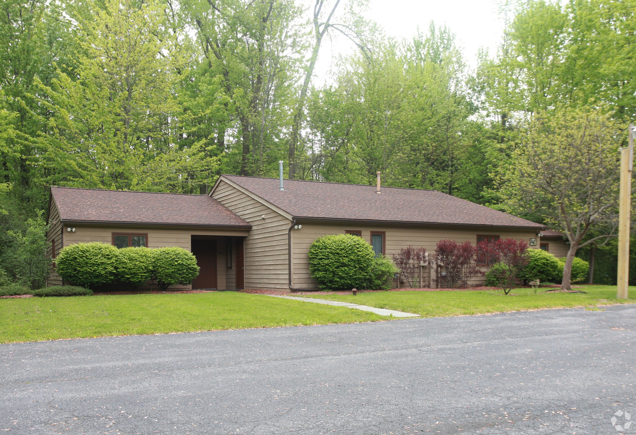 8287-8289 Loop Rd, Baldwinsville, NY for sale Primary Photo- Image 1 of 1