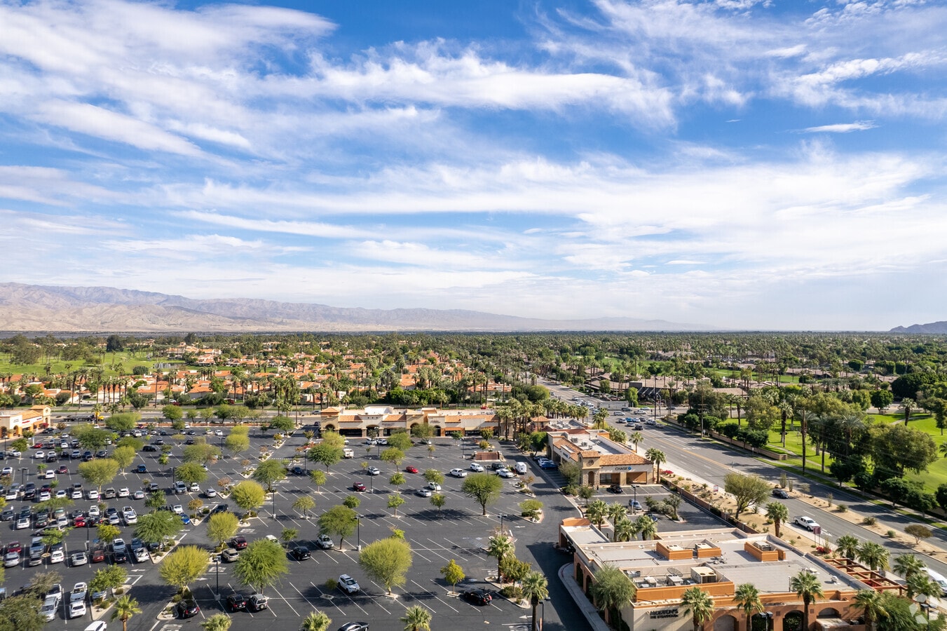 7488474998 Country Club Dr, Palm Desert, CA 92260 Desert Springs Marketplace