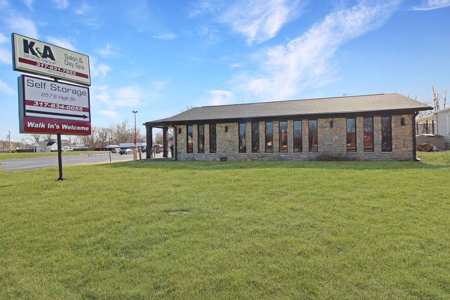 241 E High St, Mooresville, IN for sale - Building Photo - Image 1 of 12