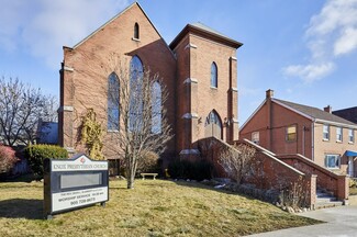 More details for 147 Simcoe St N, Oshawa, ON - Specialty for Sale