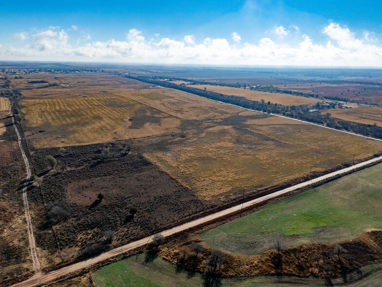 FM 1046, Briscoe, TX for sale - Building Photo - Image 3 of 5