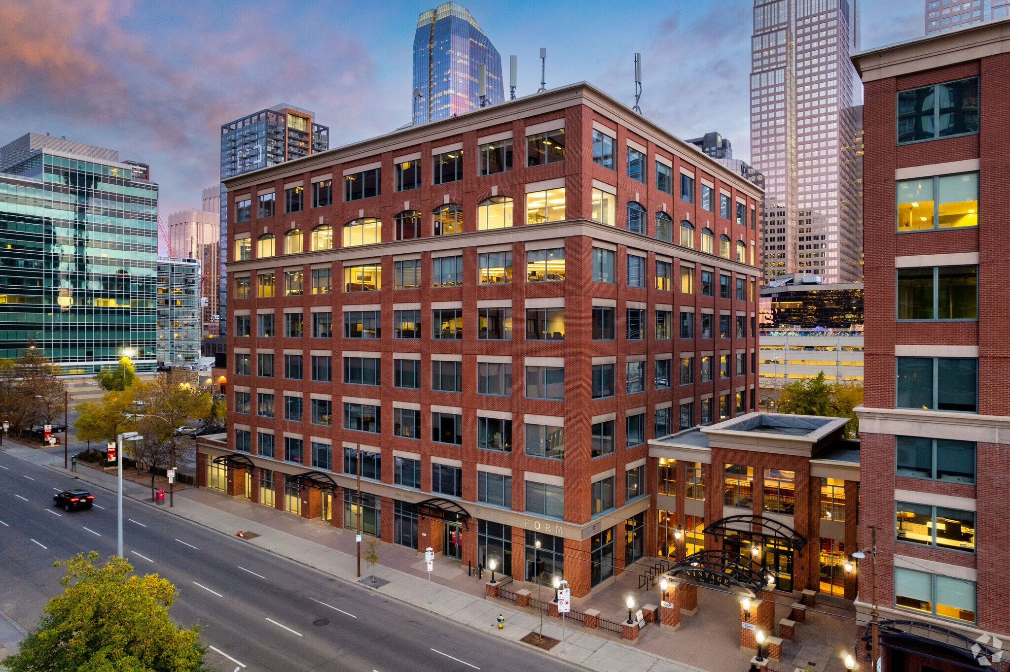 326 11th Ave SW, Calgary, AB for lease Building Photo- Image 1 of 21