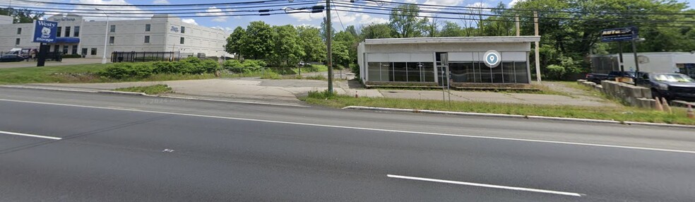 174 Route 17 N, Upper Saddle River, NJ for lease - Building Photo - Image 3 of 9