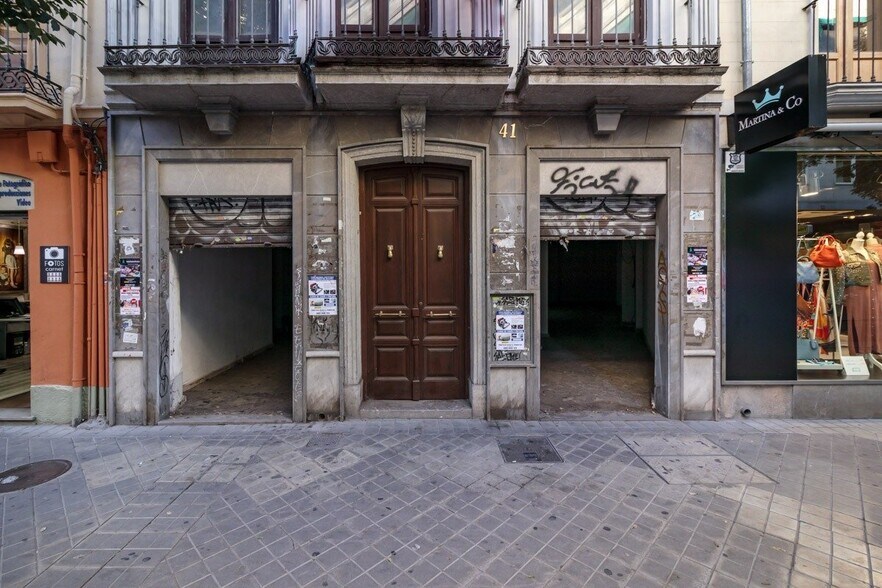 Retail in Granada, Granada for sale - Building Photo - Image 1 of 19
