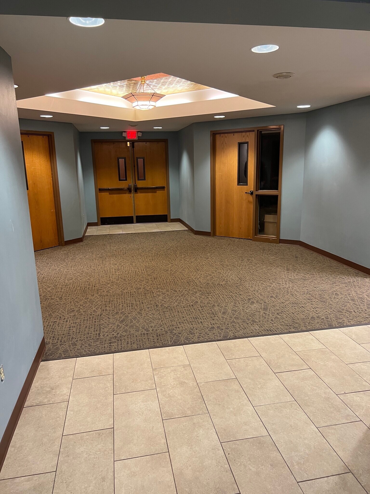 1250 S Cedar Crest Blvd Suite 110 78 - v450b68