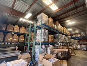 1310 53rd St, West Palm Beach, FL for lease Interior Photo- Image 2 of 8