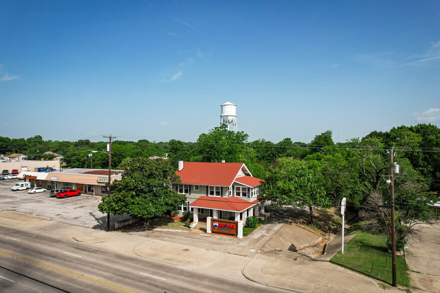 806 W 7th Ave, Corsicana, TX for sale - Building Photo - Image 1 of 1