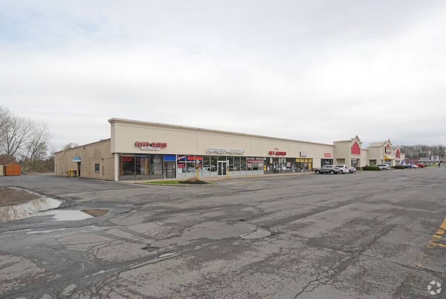 2265 Downer Street Rd, Baldwinsville, NY 13027 River Mall