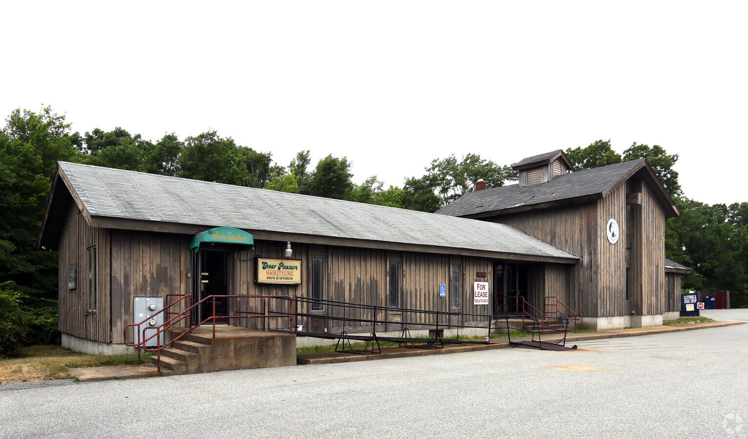 1553 Brayton Point Rd, Somerset, MA 02725