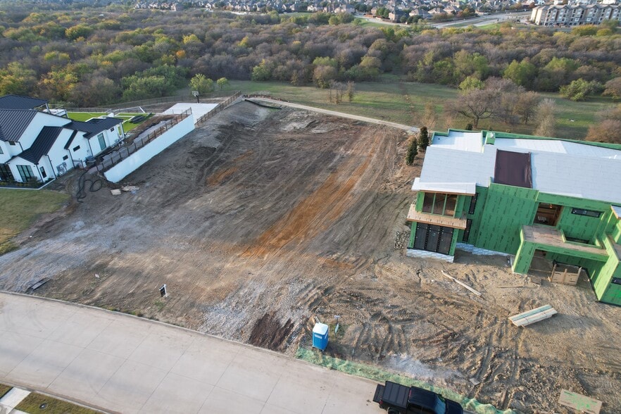 2264 Lilac Ln, Frisco, TX for sale - Building Photo - Image 3 of 11