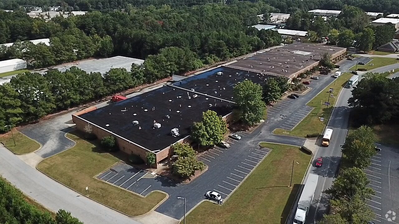 2520 Park Central Blvd, Decatur, GA for lease Primary Photo- Image 1 of 15