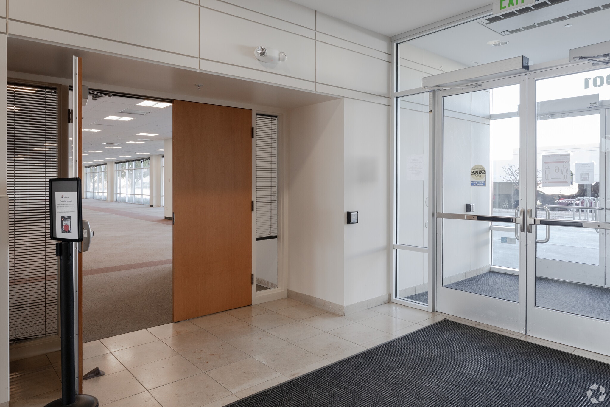 7901 E Lowry Blvd, Denver, CO for sale Interior Photo- Image 1 of 9