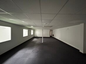 Heron Rd, Exeter for lease Interior Photo- Image 2 of 4