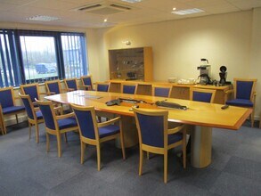 Highfield Rd, Oakley for lease Interior Photo- Image 2 of 2