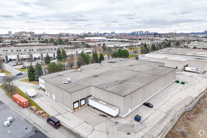 170 Alden Rd, Markham, ON for lease - Building Photo - Image 3 of 3