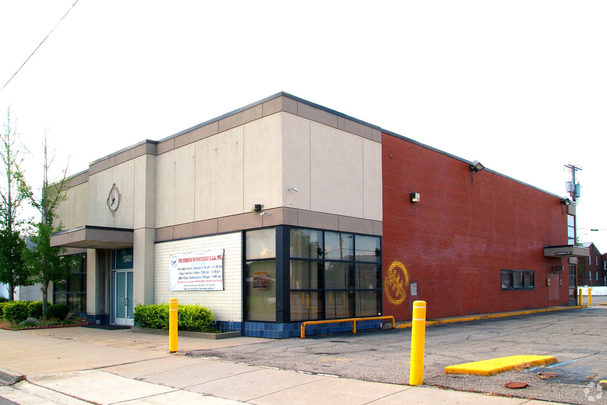 13401 W 8 Mile Rd, Detroit, MI for sale Primary Photo- Image 1 of 1