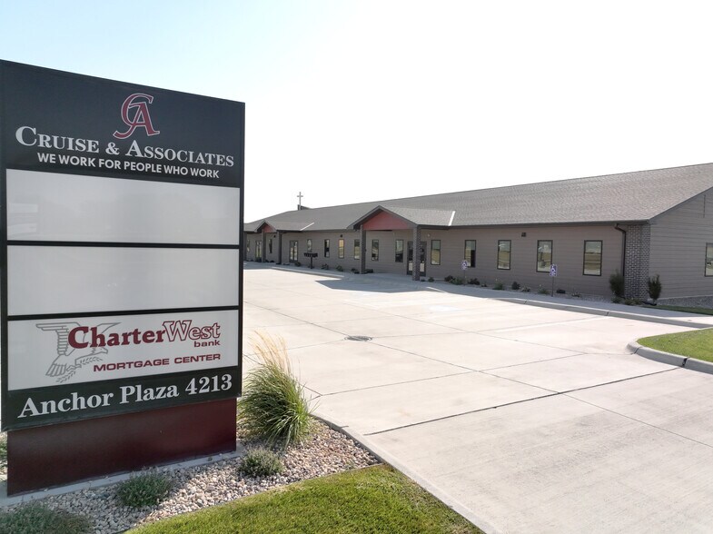 4213 38th St, Columbus, NE for sale - Building Photo - Image 1 of 1