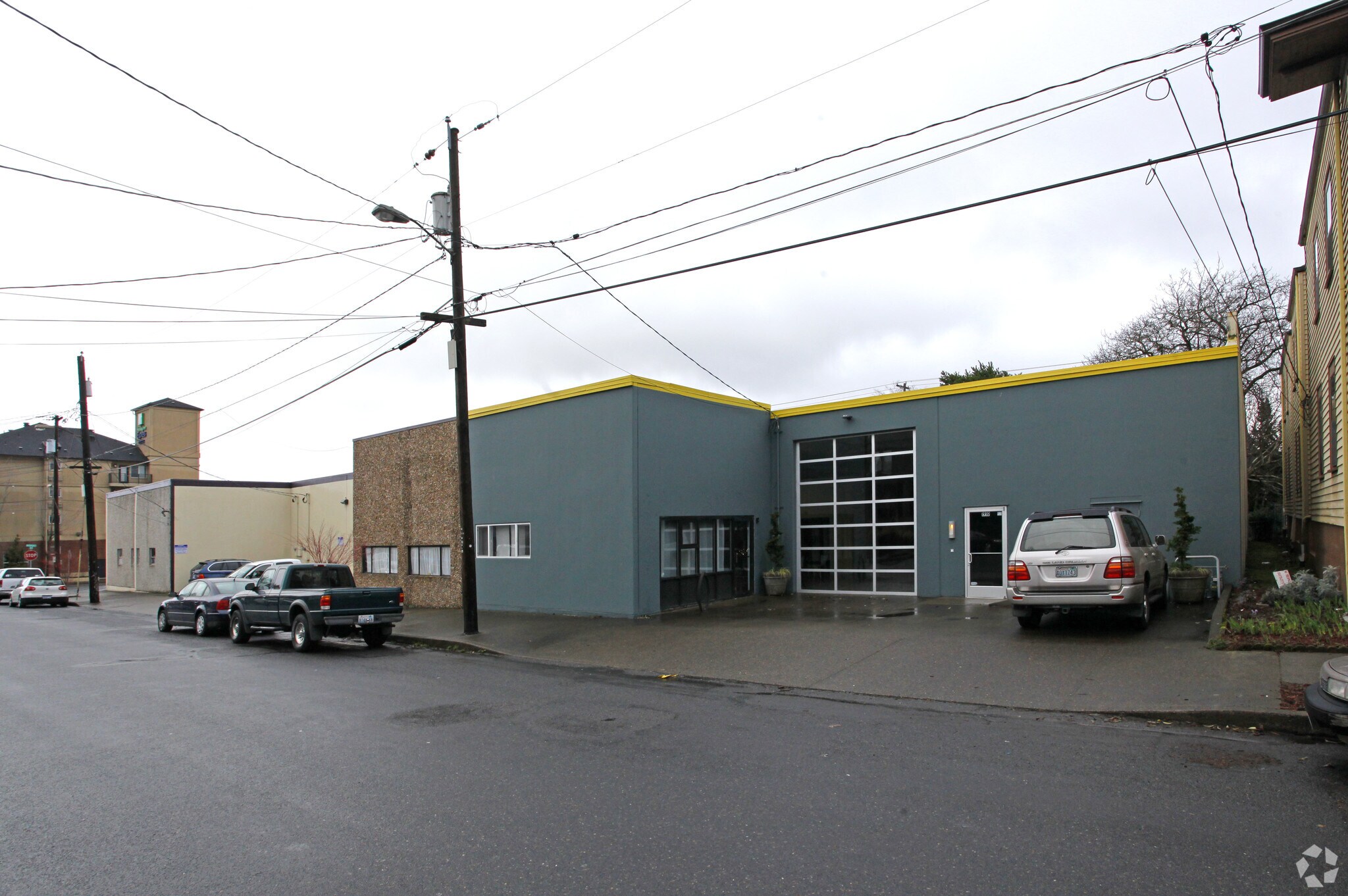 1910-1930 NW 23rd Pl, Portland, OR for sale Primary Photo- Image 1 of 1