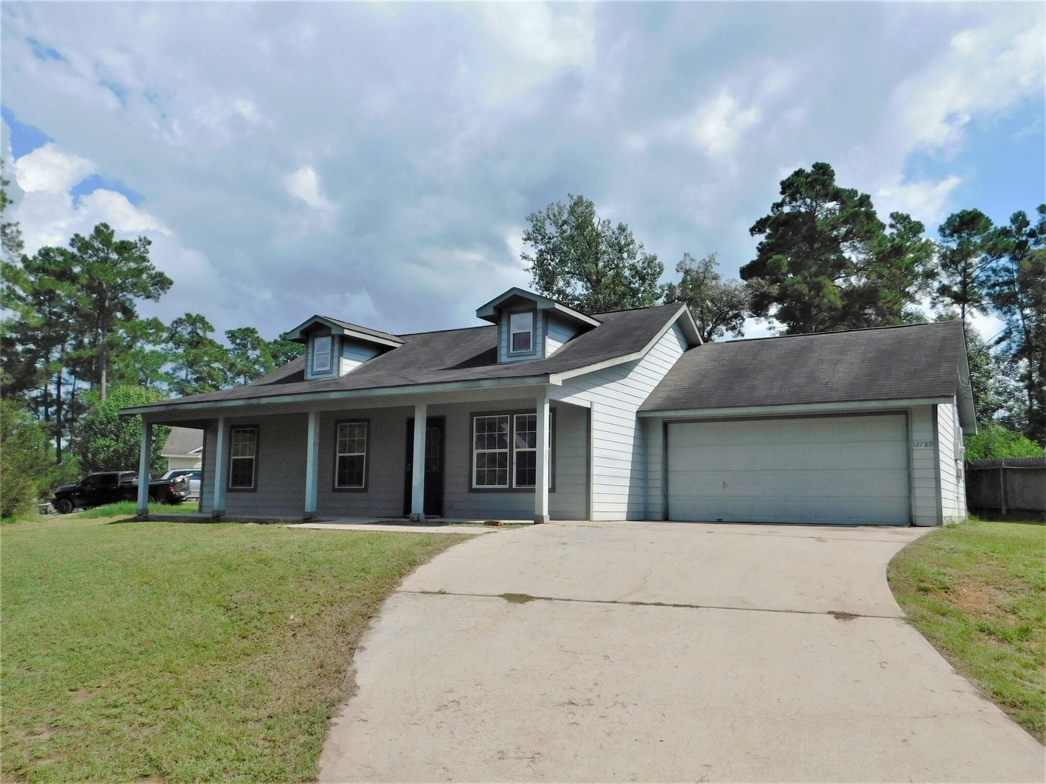 12789 Royal Shores Dr, Conroe, TX for sale Primary Photo- Image 1 of 2