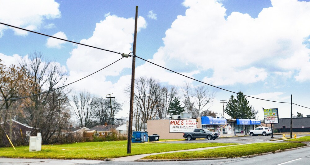 15471571 Middlebelt Rd, Inkster, MI 48141