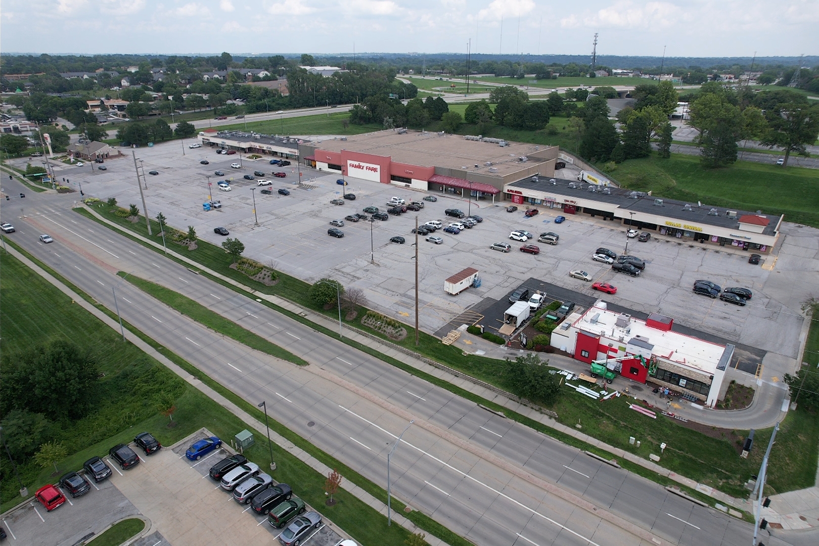 108th & Maple Rd, Omaha, NE for lease Building Photo- Image 1 of 3