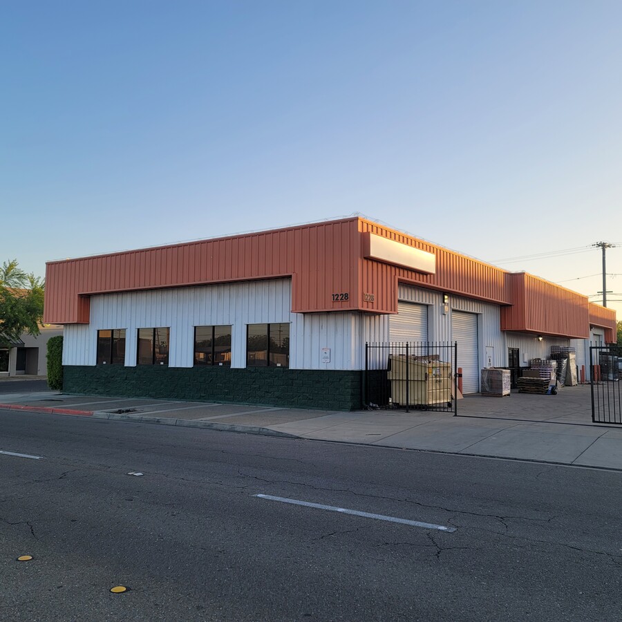 1228 9th St, Modesto, CA 95354 | LoopNet