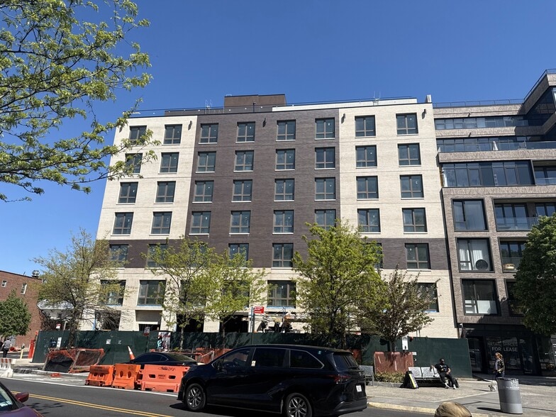 1-9 Putnam Ave, Brooklyn, NY for lease - Building Photo - Image 1 of 2