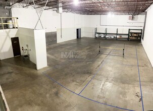 2063-2071 Midway Dr, Twinsburg, OH for lease Interior Photo- Image 2 of 5