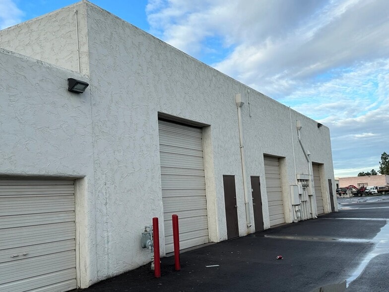 2400 W Medtronic Way, Tempe, AZ for lease - Building Photo - Image 3 of 6