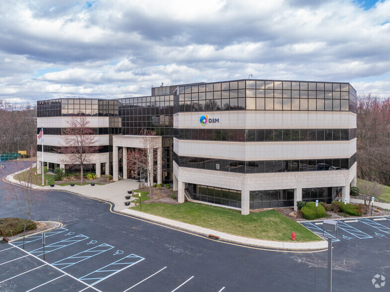 45 Waterview Blvd, Parsippany, NJ for lease - Building Photo - Image 1 of 7