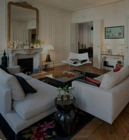 Flex in Marseille for sale - Building Photo - Image 2 of 14