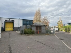 Laindon Trade Park - Warehouse