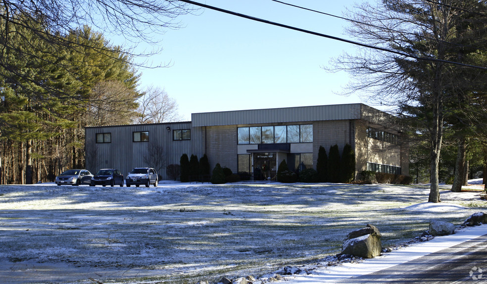 89 Newburyport Tpke, Ipswich, MA for lease - Primary Photo - Image 2 of 4