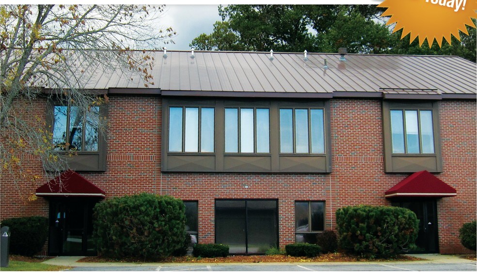 29 Armory Rd, Milford, NH 03055