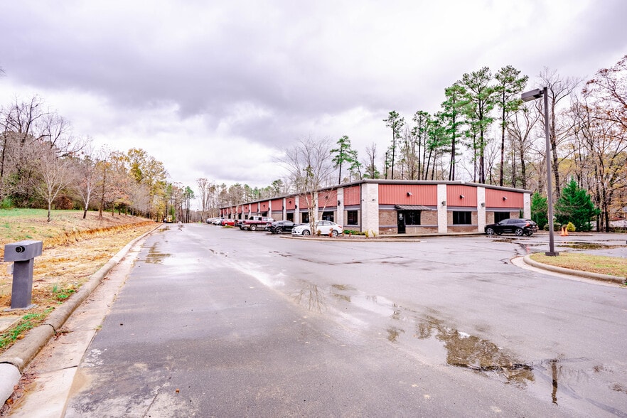 3430 Coates Industrial Blvd, Durham, NC for lease - Building Photo - Image 2 of 20