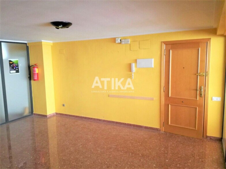 Office in Ontinyent for lease - Building Photo - Image 3 of 13
