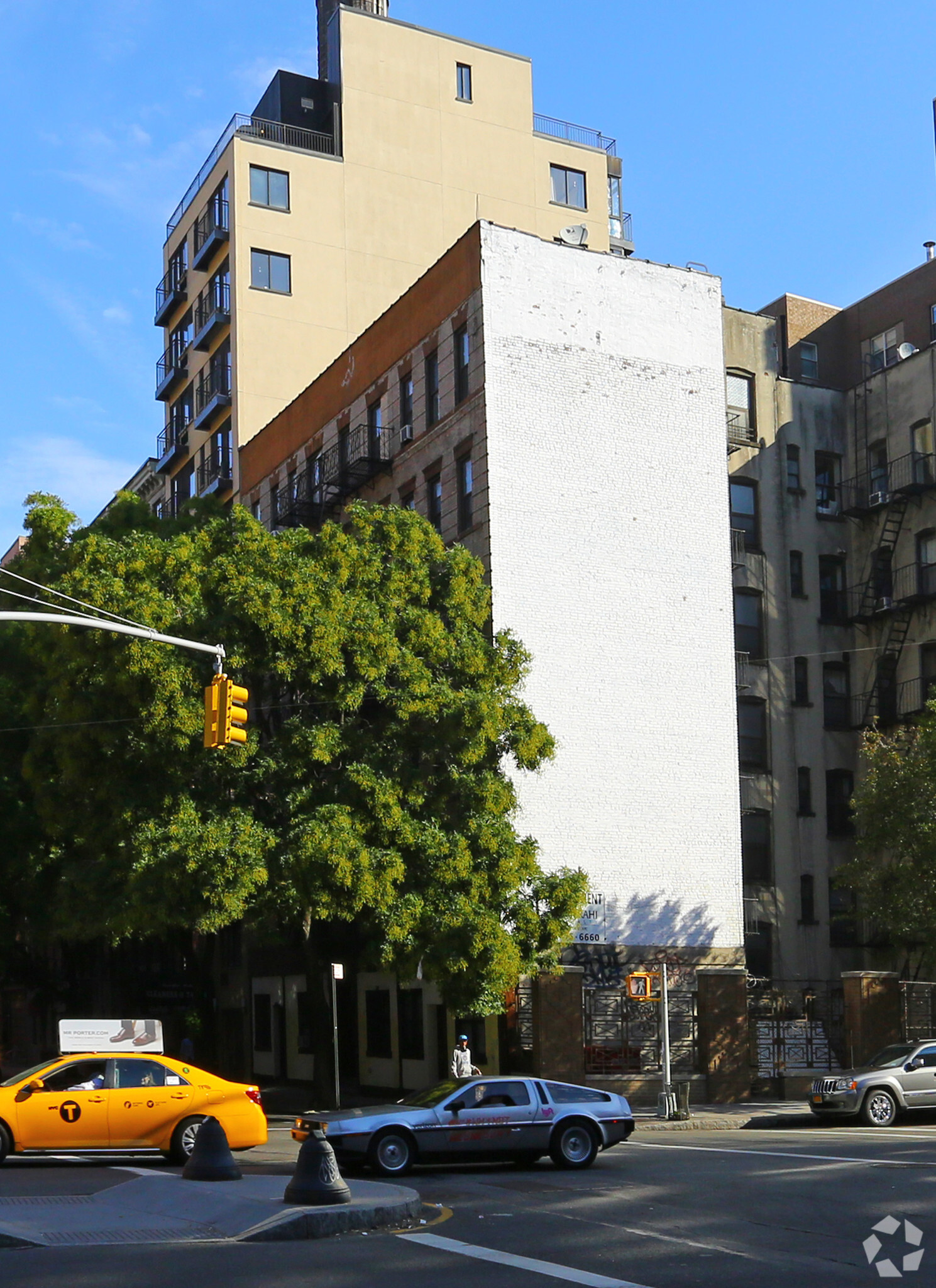 302 Mott St, New York, NY for lease Primary Photo- Image 1 of 6