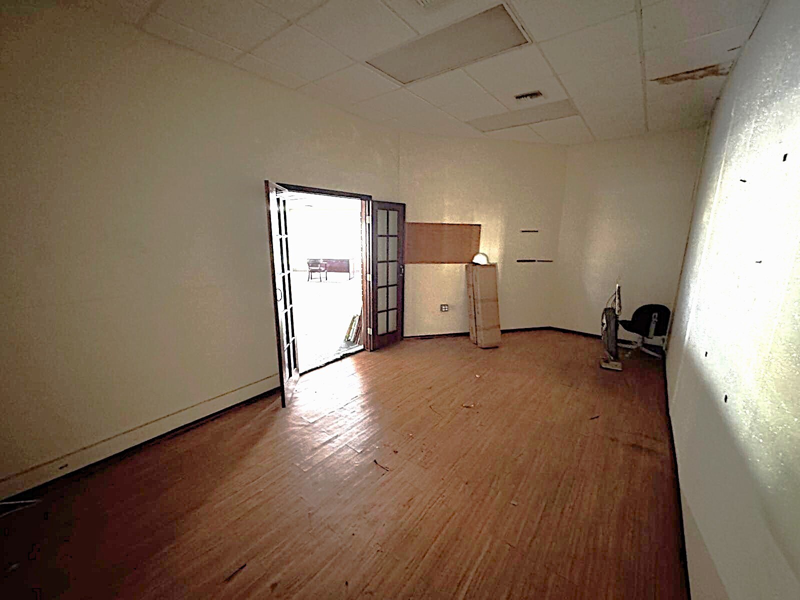 10300 Us Highway 19 N, Pinellas Park, FL for lease Interior Photo- Image 1 of 13