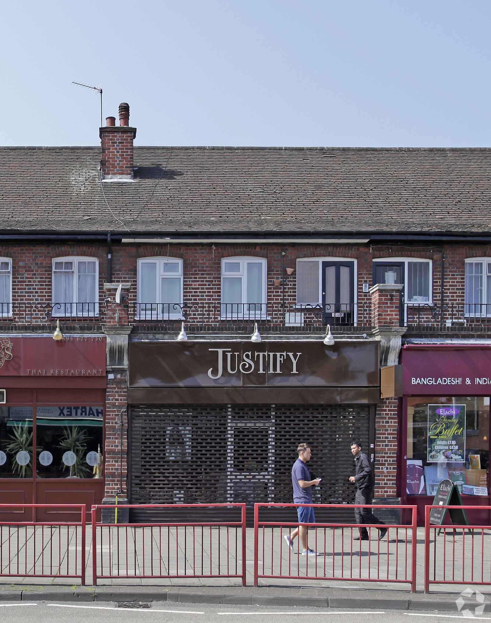 54 Victoria Rd, Ruislip for sale Primary Photo- Image 1 of 1