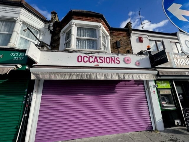 20 Wilton Rd, London for sale - Primary Photo - Image 1 of 1