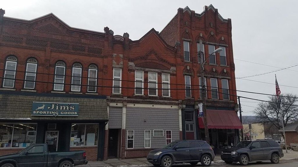 33 W Main St, Canton, PA, 17724 Storefront Retail/Office Property For