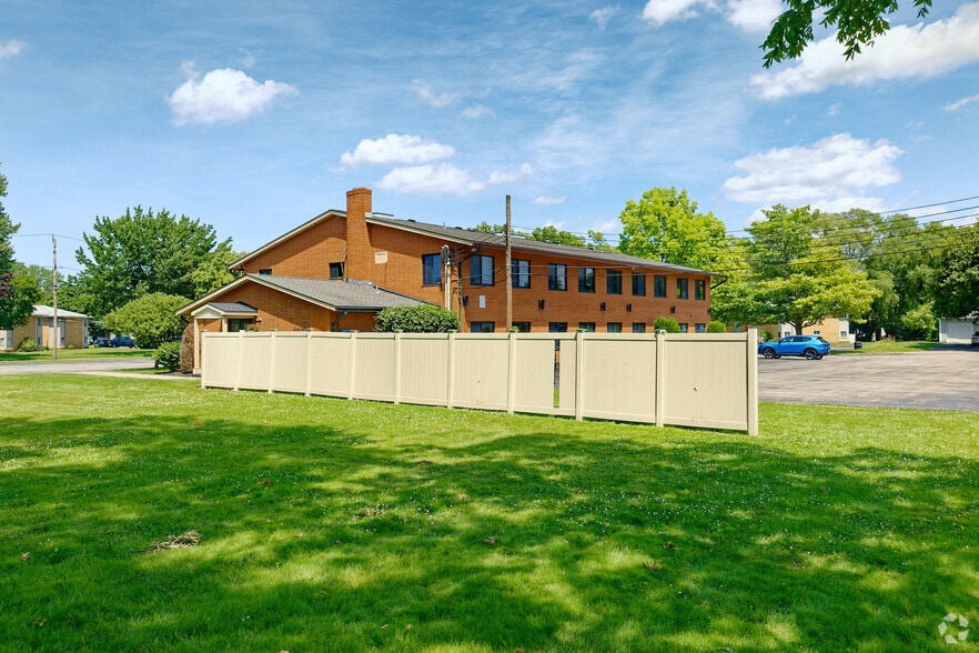 3000 Mount Read Blvd, Greece, NY for lease - Building Photo - Image 2 of 7