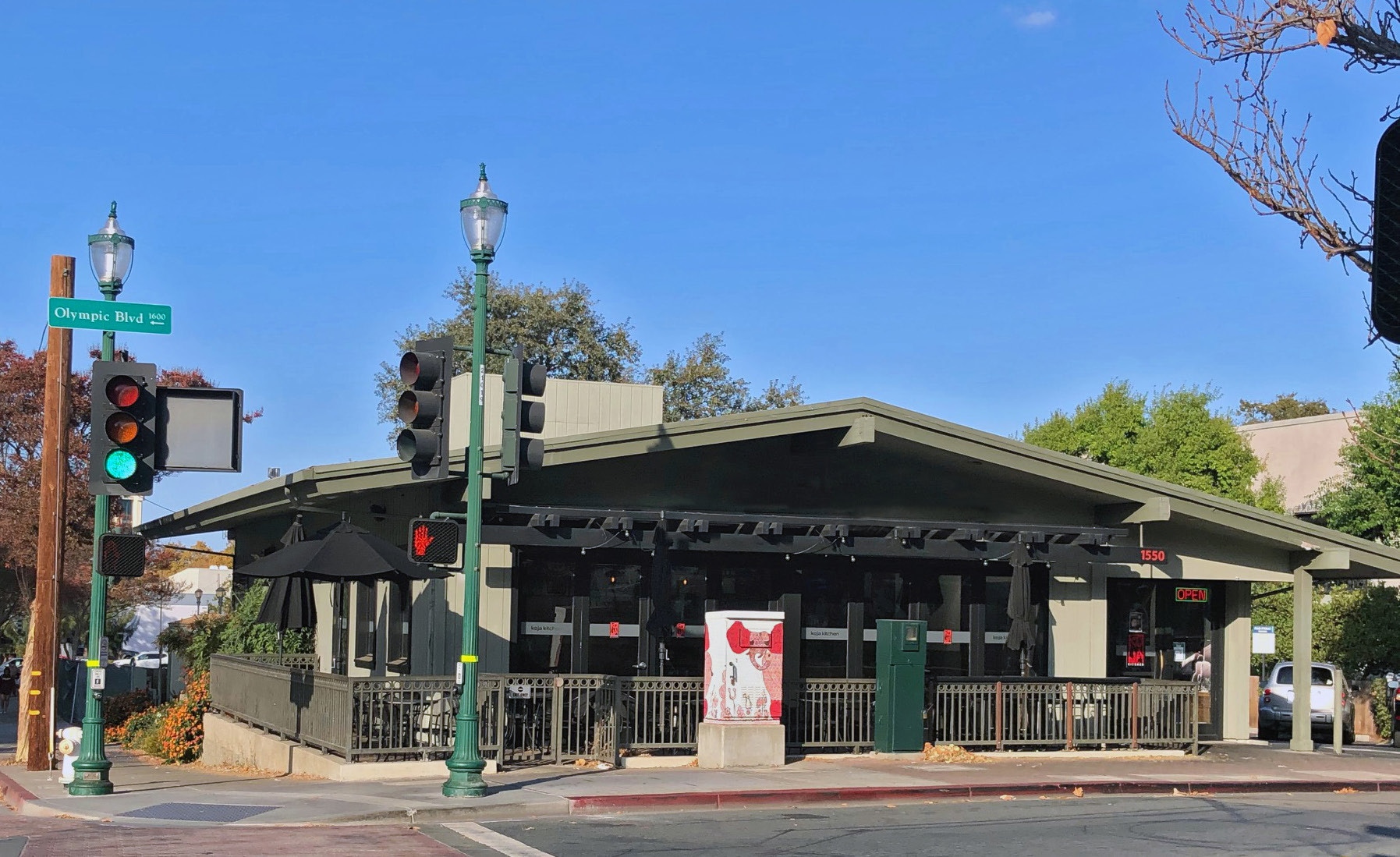 1550 Olympic Blvd, Walnut Creek, CA for lease Building Photo- Image 1 of 6