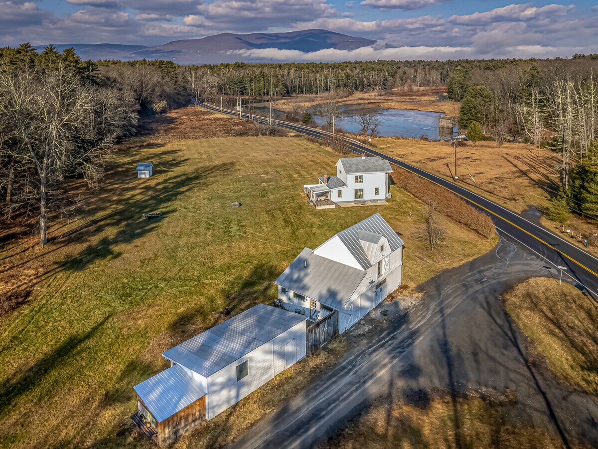 15791600 Sawkill, Woodstock, NY 12498