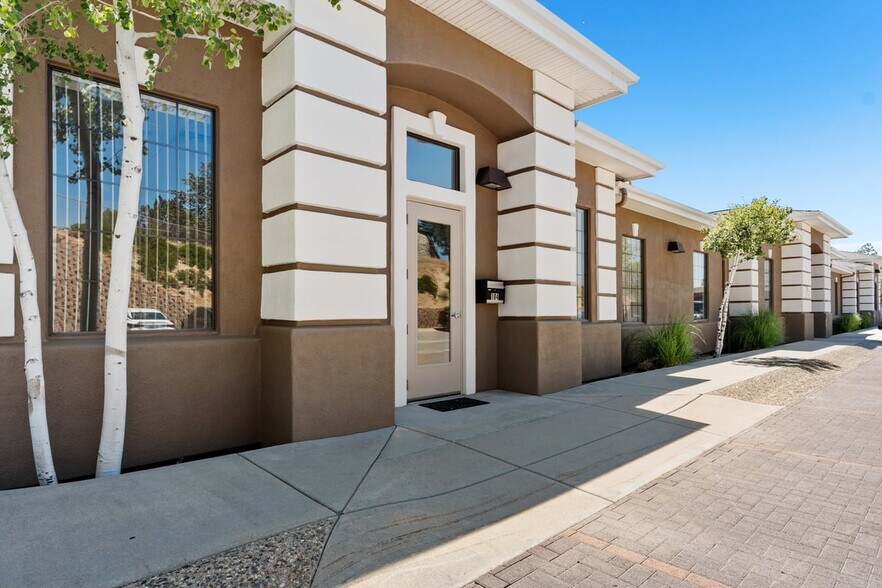 804 Ainsworth Dr, Prescott, AZ for lease - Building Photo - Image 2 of 31